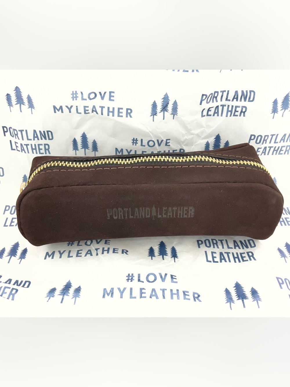 Portland Leather Ballpark Pouch in Velvet Brown-New